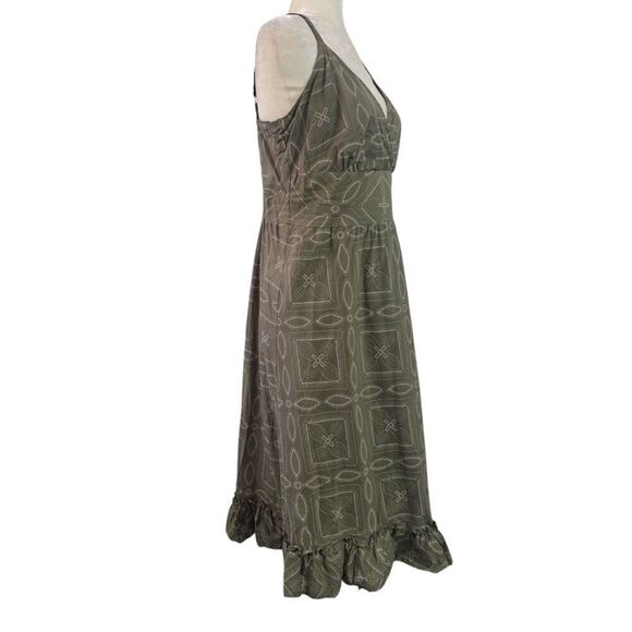 Apt.9 Women's Olive Green Ruffled Midi Summer Vacation Dress Smocked Back Sz 14 - Picture 4 of 9